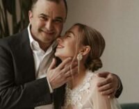«Для меня самое ужасное, когда мужчина обливает грязью своих бывших»: молодая жена Виктора Павлика рассказала, что он обеспечивает свою бывшую супругу