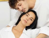 «Оу, жарко!» «Прелюдия»: Женя Кот показал откровенное видео со своей женой