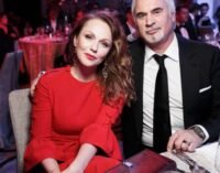 «Ой, ладно, не преувеличивайте»: Меладзе показал новое видео с новорожденной дочкой, и попросил выпустить его из квартиры